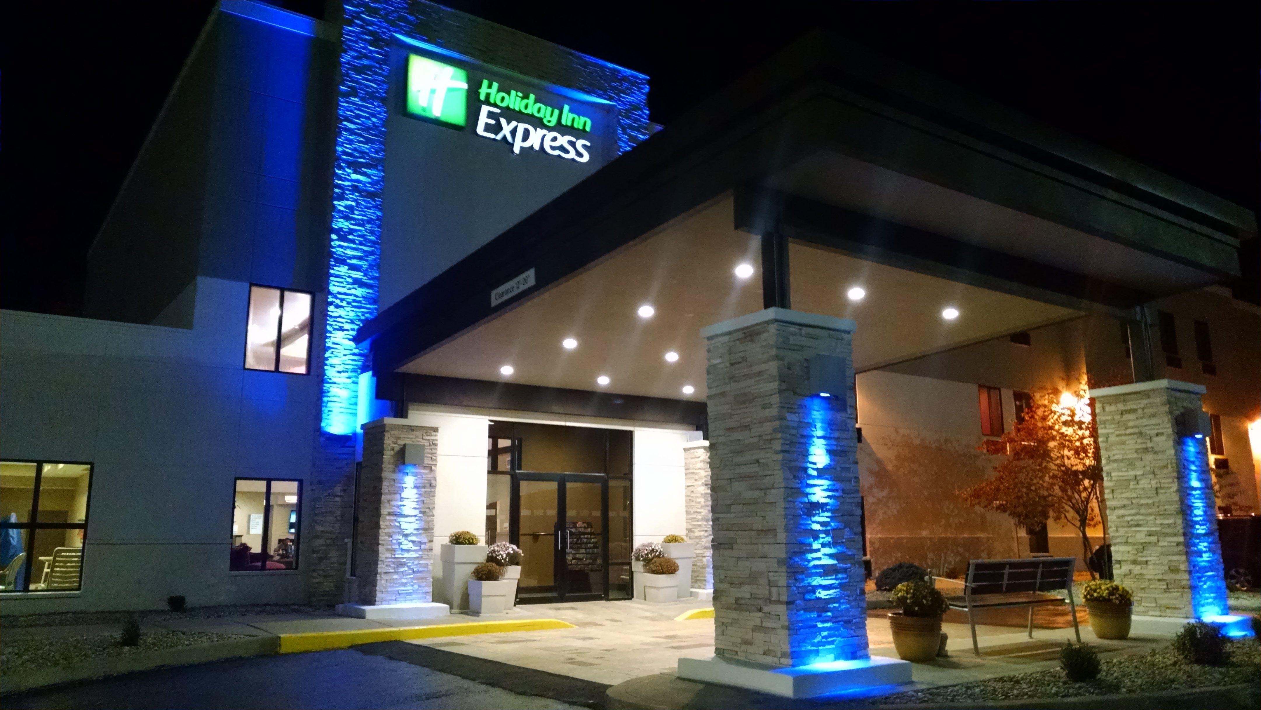 Holiday Inn Express Cloverdale - Greencastle By Ihg Exteriör bild