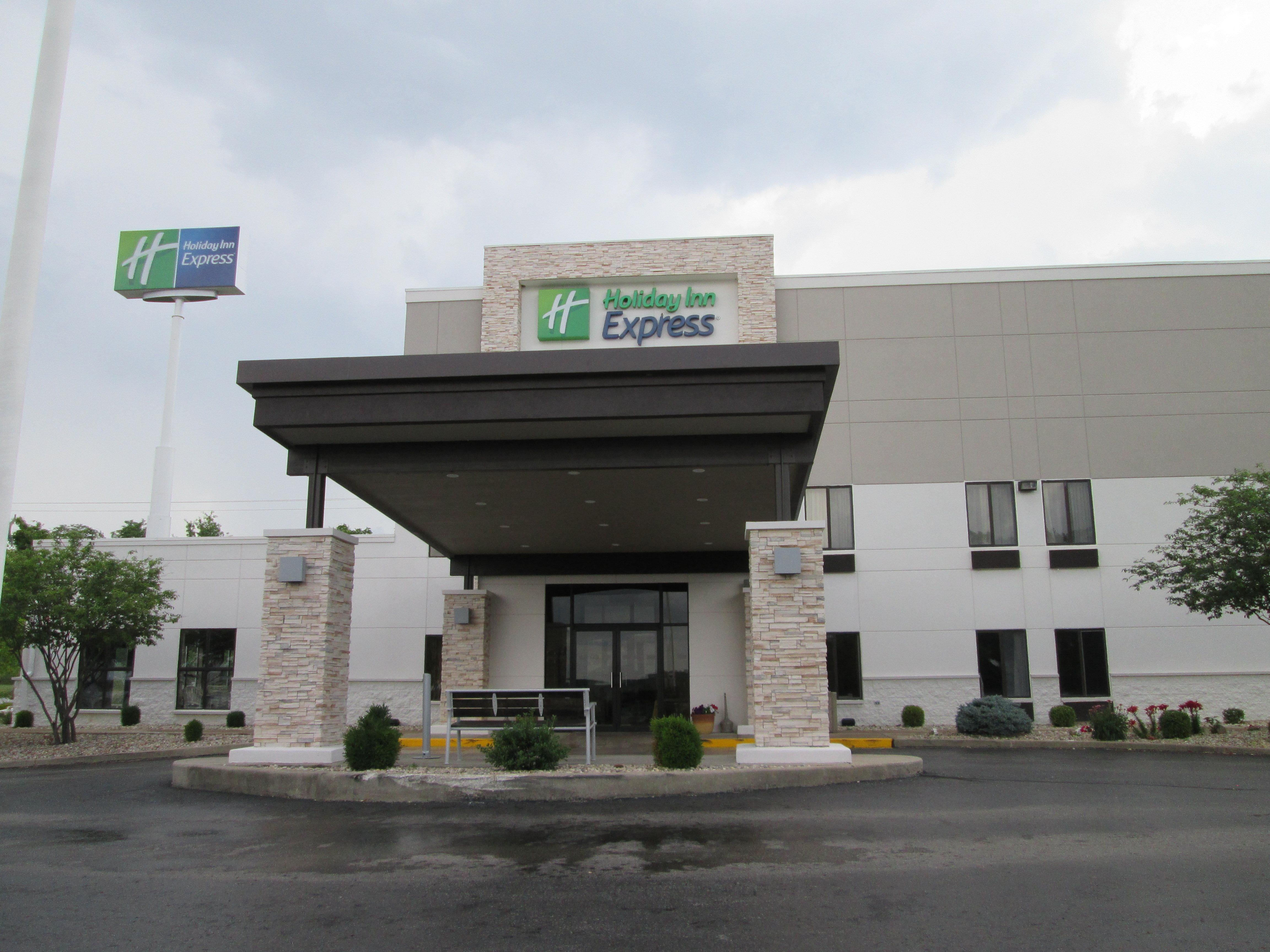Holiday Inn Express Cloverdale - Greencastle By Ihg Exteriör bild