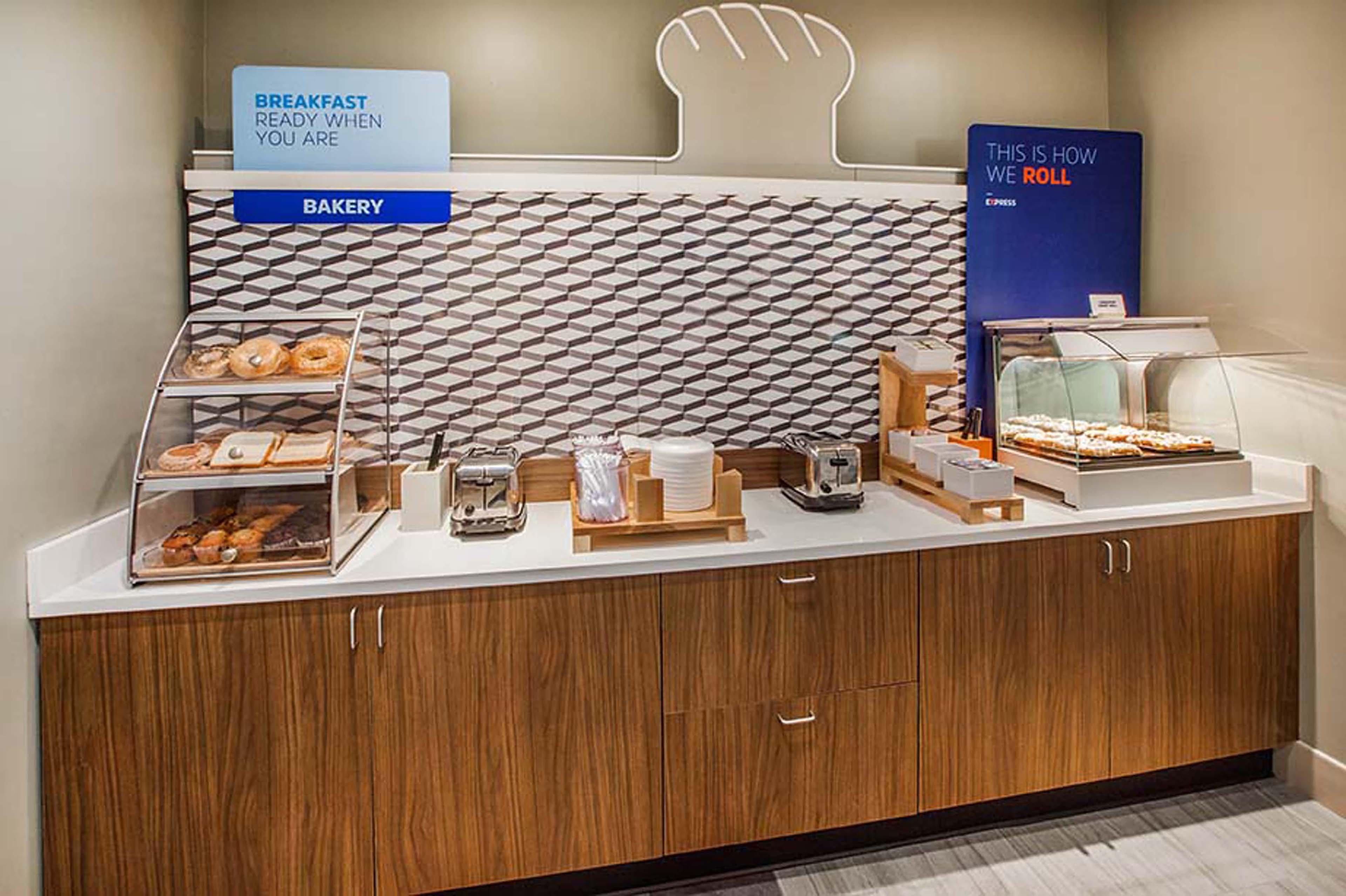 Holiday Inn Express Cloverdale - Greencastle By Ihg Exteriör bild
