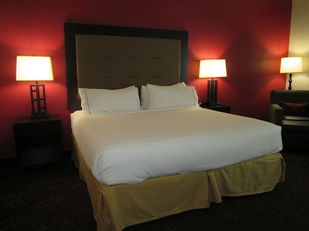 Holiday Inn Express Cloverdale - Greencastle By Ihg Exteriör bild